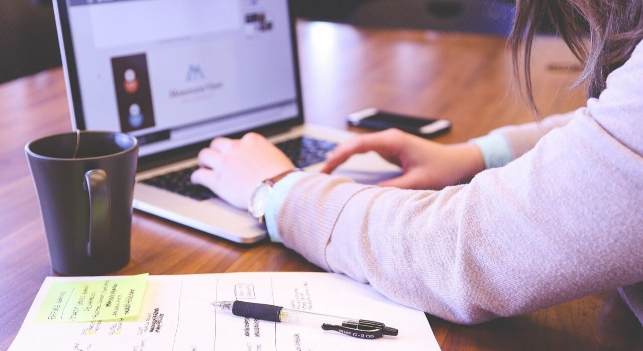 Should you pay someone to write your dissertation?