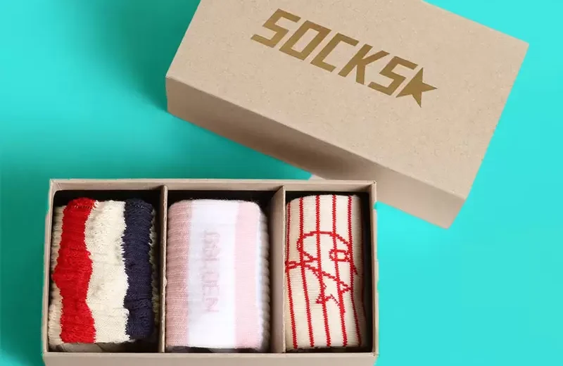 Custom Socks Boxes Wholesale for Online Brands