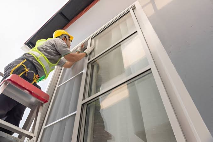 Aluminium door repairs