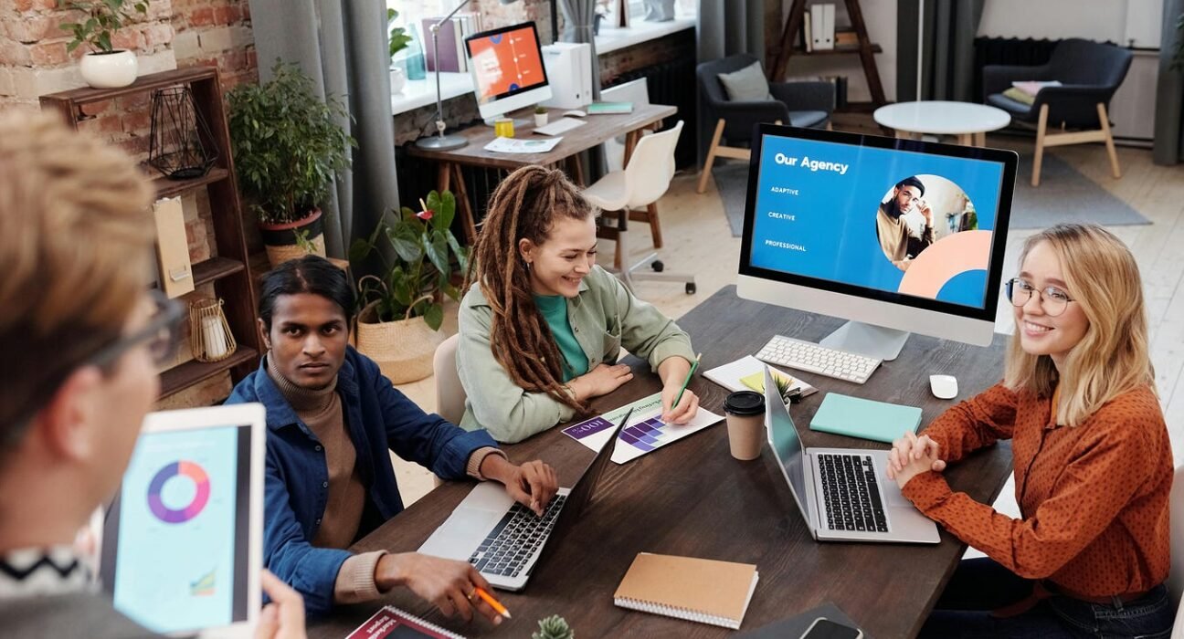How Mentorship Boosts Employee Performance and Retention